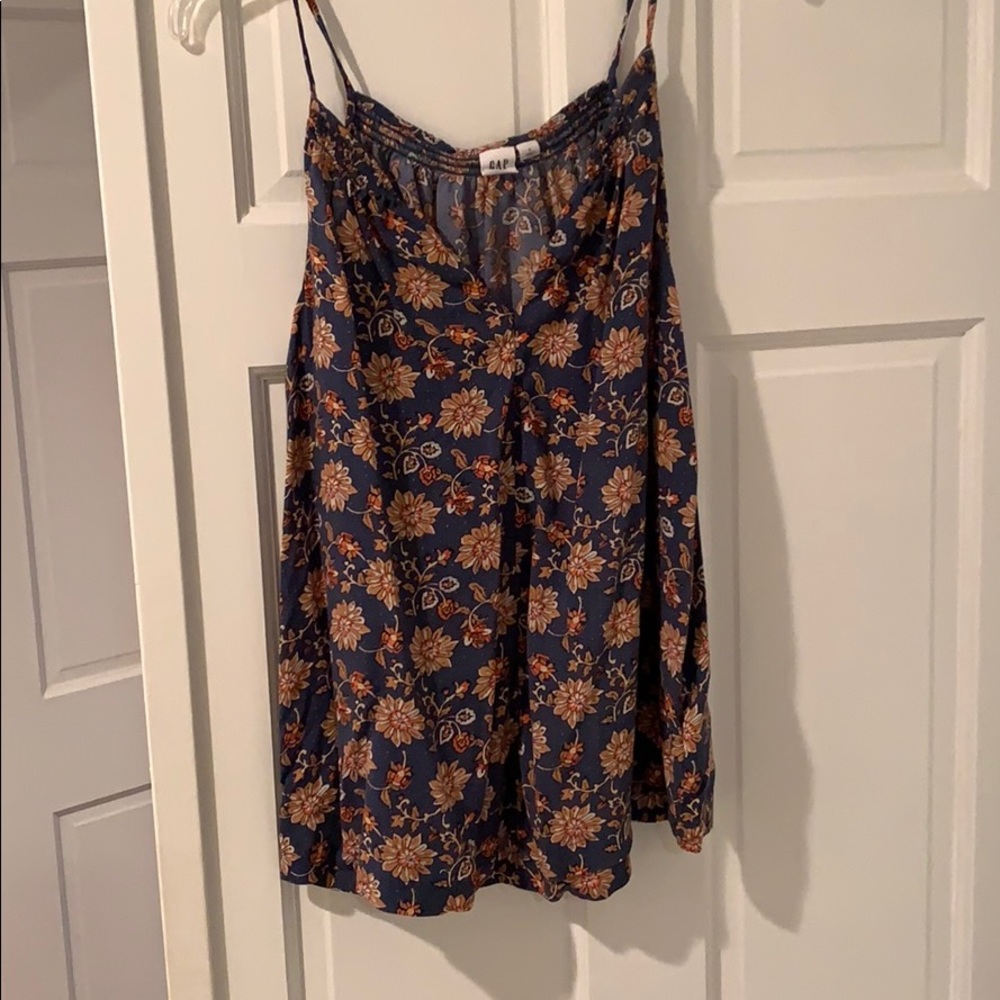 Gap tank top